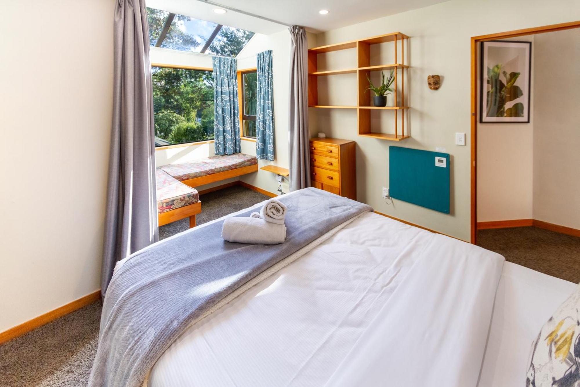 כרייסטצ'רץ' Sherwood Lodge 4-Bedroom Holiday Home With Spectacular Views מראה חיצוני תמונה