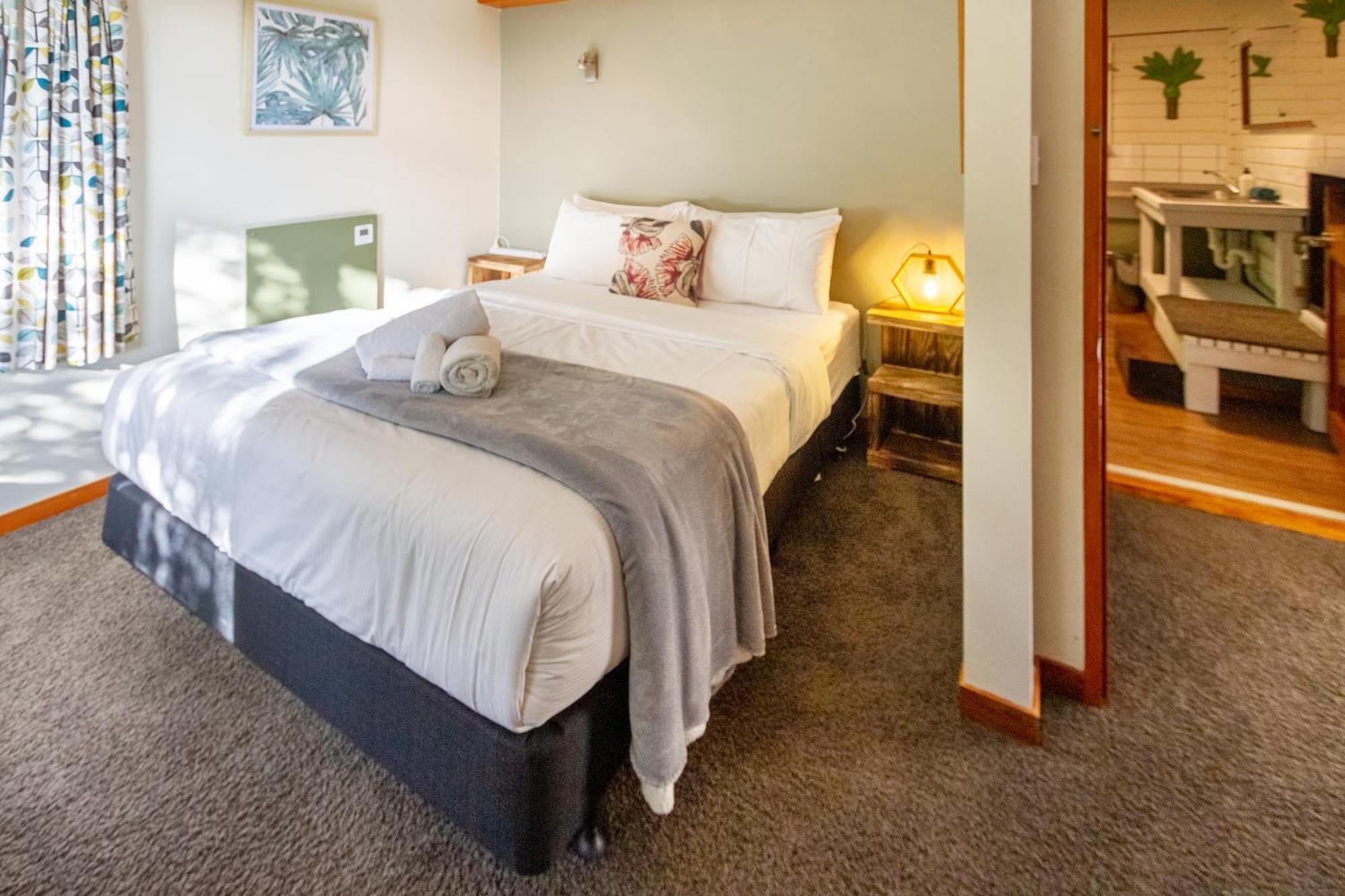 כרייסטצ'רץ' Sherwood Lodge 4-Bedroom Holiday Home With Spectacular Views מראה חיצוני תמונה