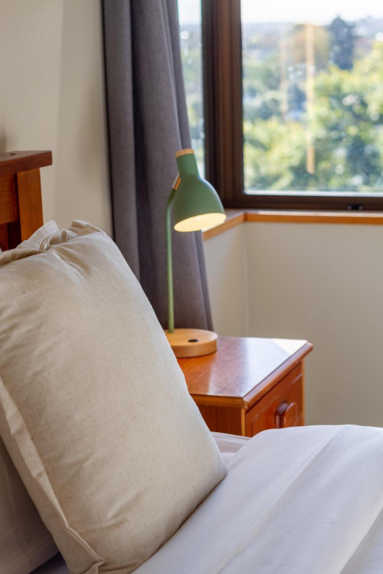 כרייסטצ'רץ' Sherwood Lodge 4-Bedroom Holiday Home With Spectacular Views מראה חיצוני תמונה